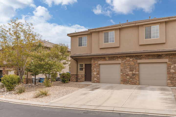 Property Photo: 370 W Buena Vista Blvd 90 UT 84780