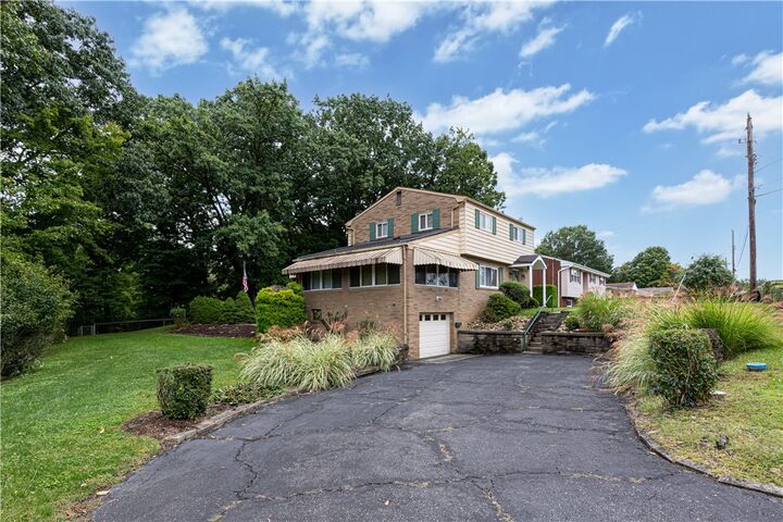 Property Photo:  1203 Vivjon Dr  PA 15120 