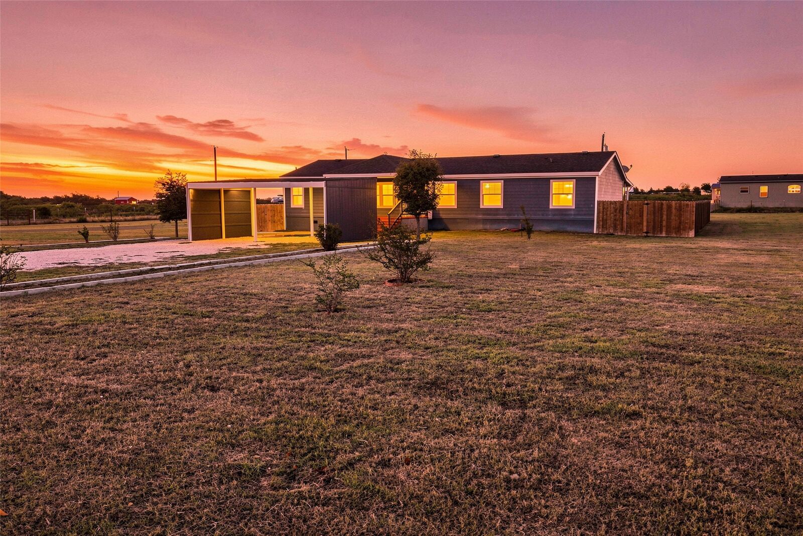 Property Photo: 2709 County Road 463 TX 78621