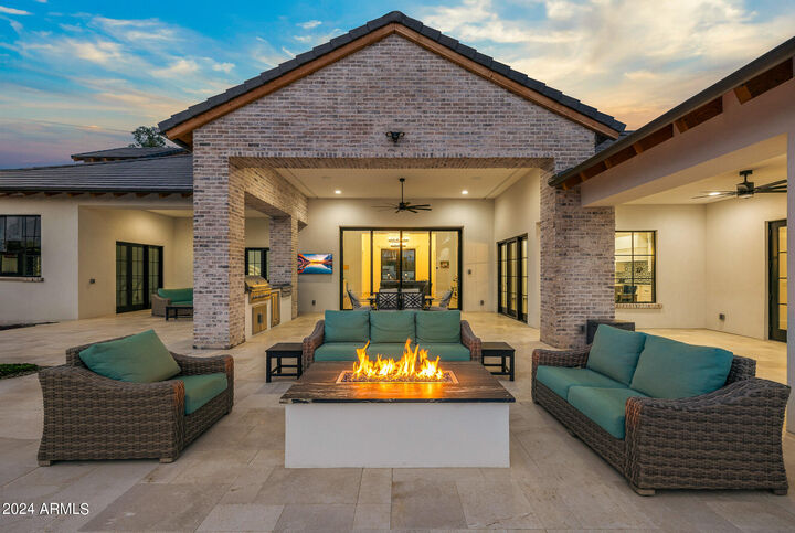Property Photo:  11438 N 70th Street  AZ 85254 