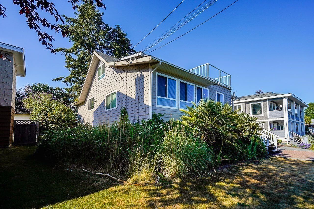 Property Photo:  15841 Buena Vista Avenue  BC V4B 2A2 
