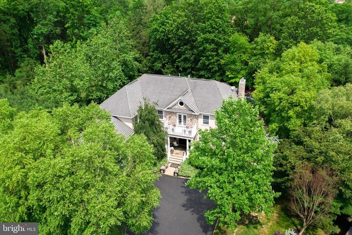 Property Photo:  19 Evans Lane  NJ 08648 