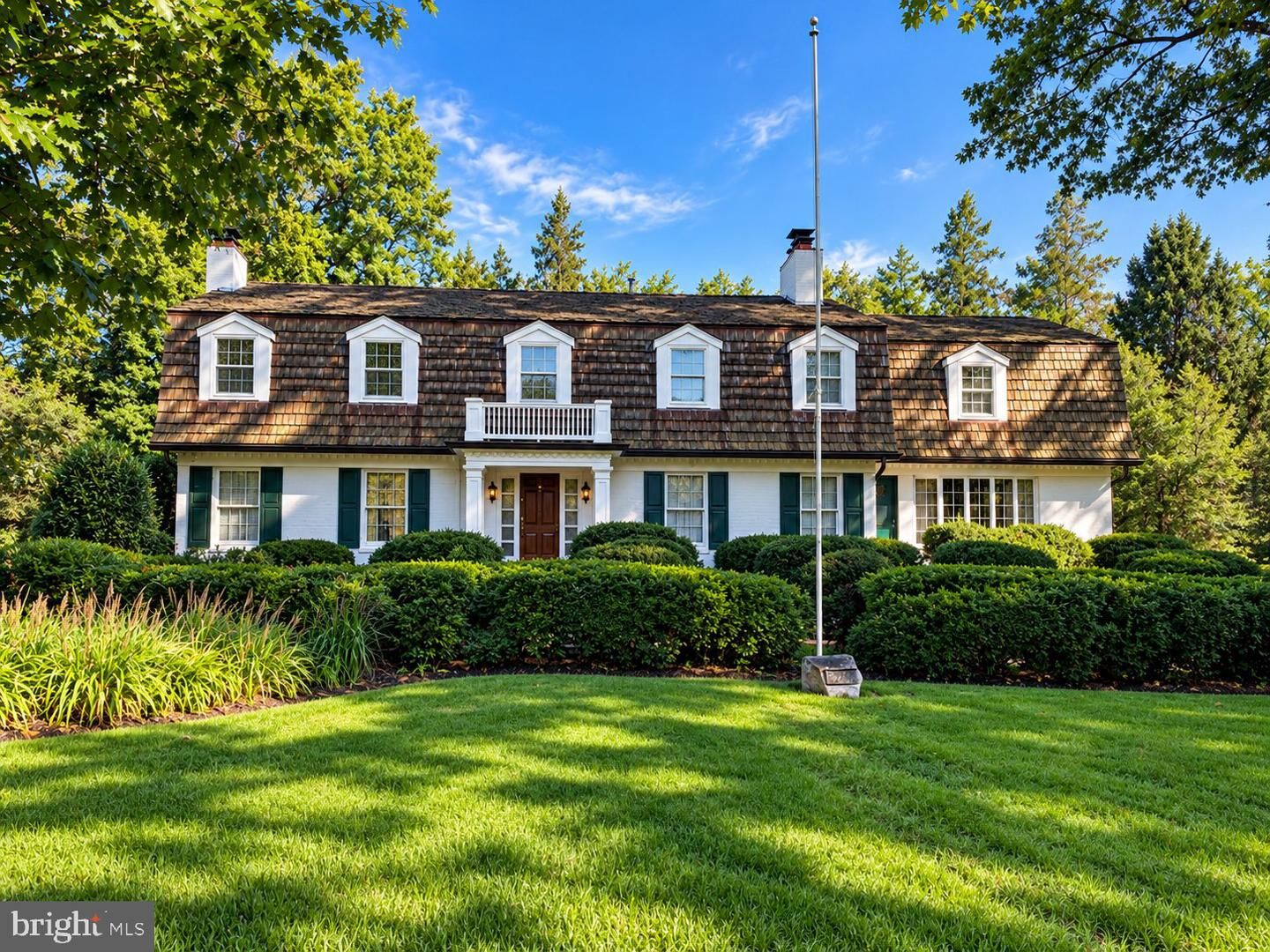 Property Photo: 3525 Roberts Lane VA 22207