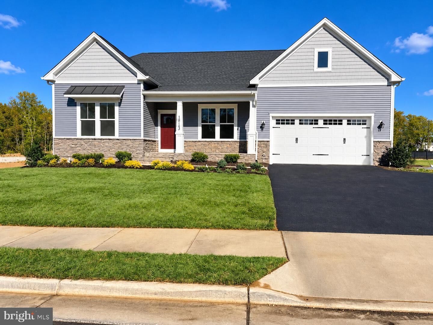 Property Photo: 2214 Karen Terrace VA 22405