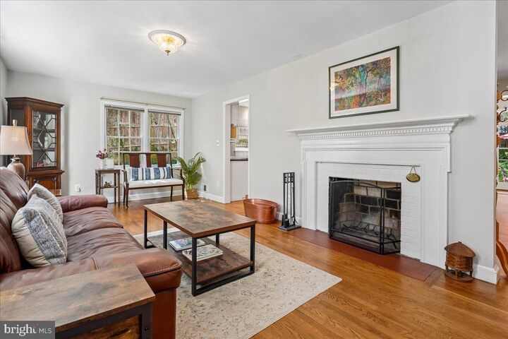Property Photo:  419 Summers Drive  VA 22301 