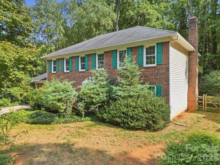 Property Photo: 12417 Angel Oak Drive NC 28078