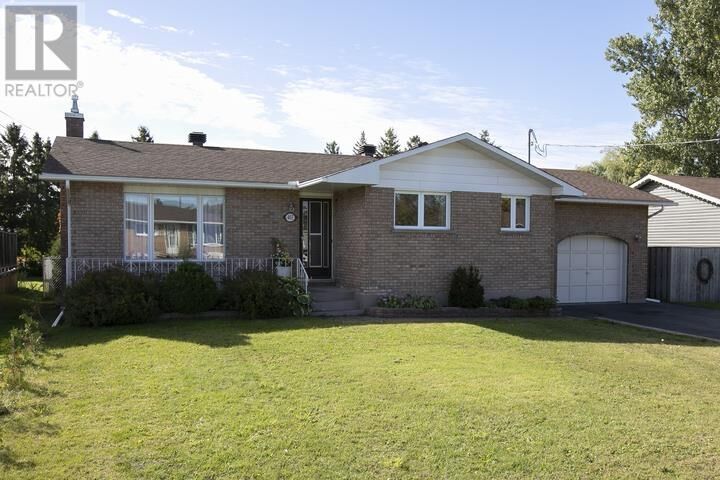 Property Photo: 403 Sydenham Rd ON P6C 2X8