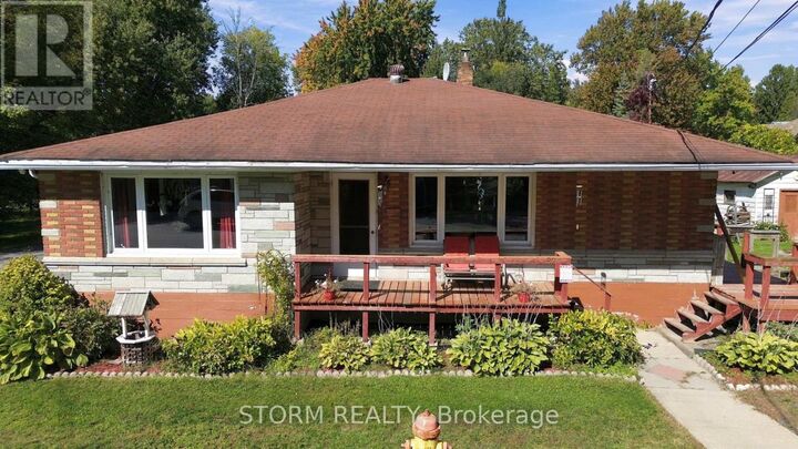 Property Photo:  37 Oak Street  ON K0C 1N0 