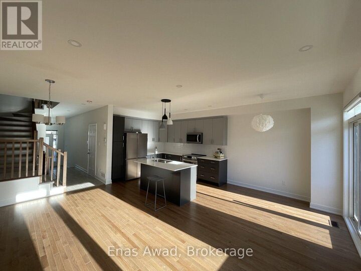 Property Photo:  54 Overberg Way  ON K2S 2S9 