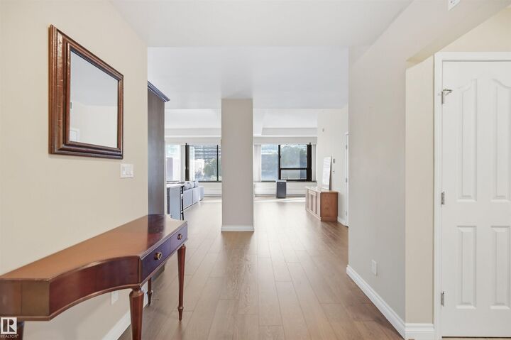 Property Photo:  10106 105 Street NW 302  AB T5J 5E7 