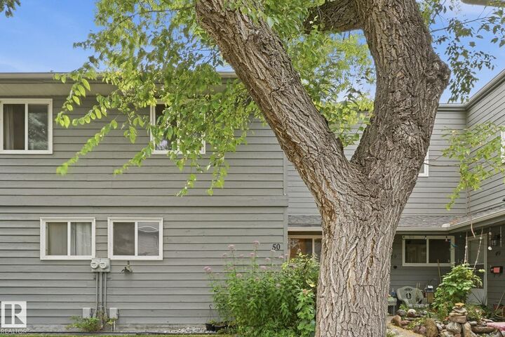 Property Photo:  4610 17 Avenue NW 50  AB T6L 5T1 