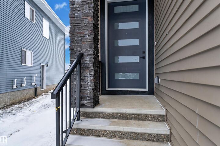 Property Photo:  6215 19 Street  AB T4X 3C8 