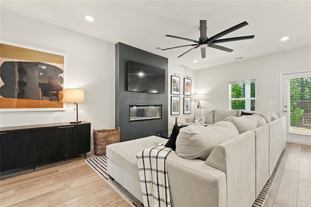 Property Photo:  1170 Chastain Drive  GA 30518 