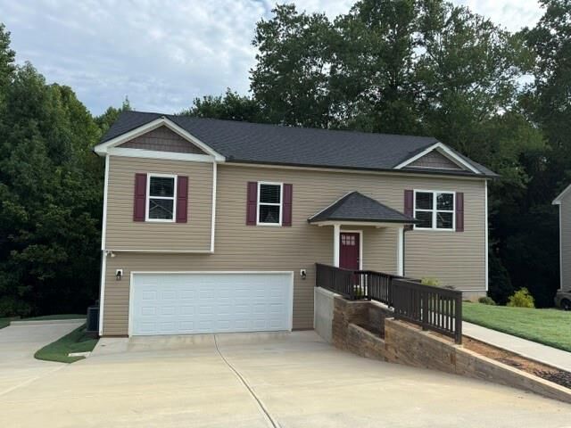 Property Photo: 1812 Jessica Way GA 30680