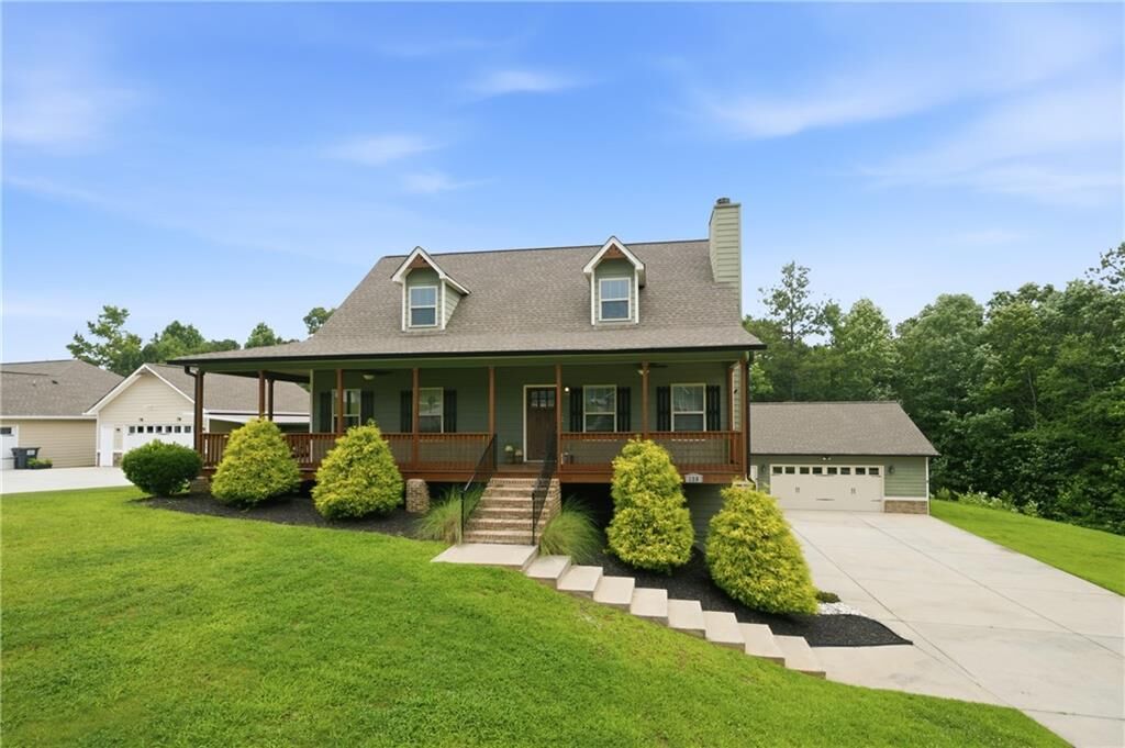 Property Photo: 129 Harlan Trace GA 30180