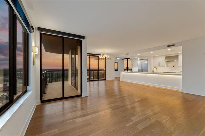 Property Photo:  3481 Lakeside Drive NE P206  GA 30326 
