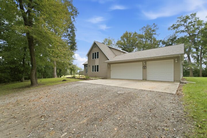 Property Photo: 2778 E 300 IN 46350