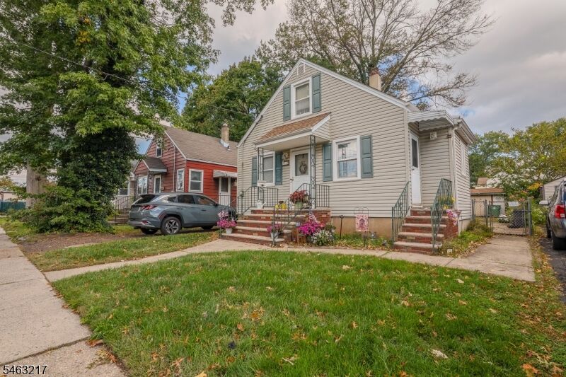Property Photo: 918 Seymour Ave NJ 07036