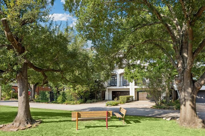 Property Photo:  6414 Taggart Street A  TX 77007 