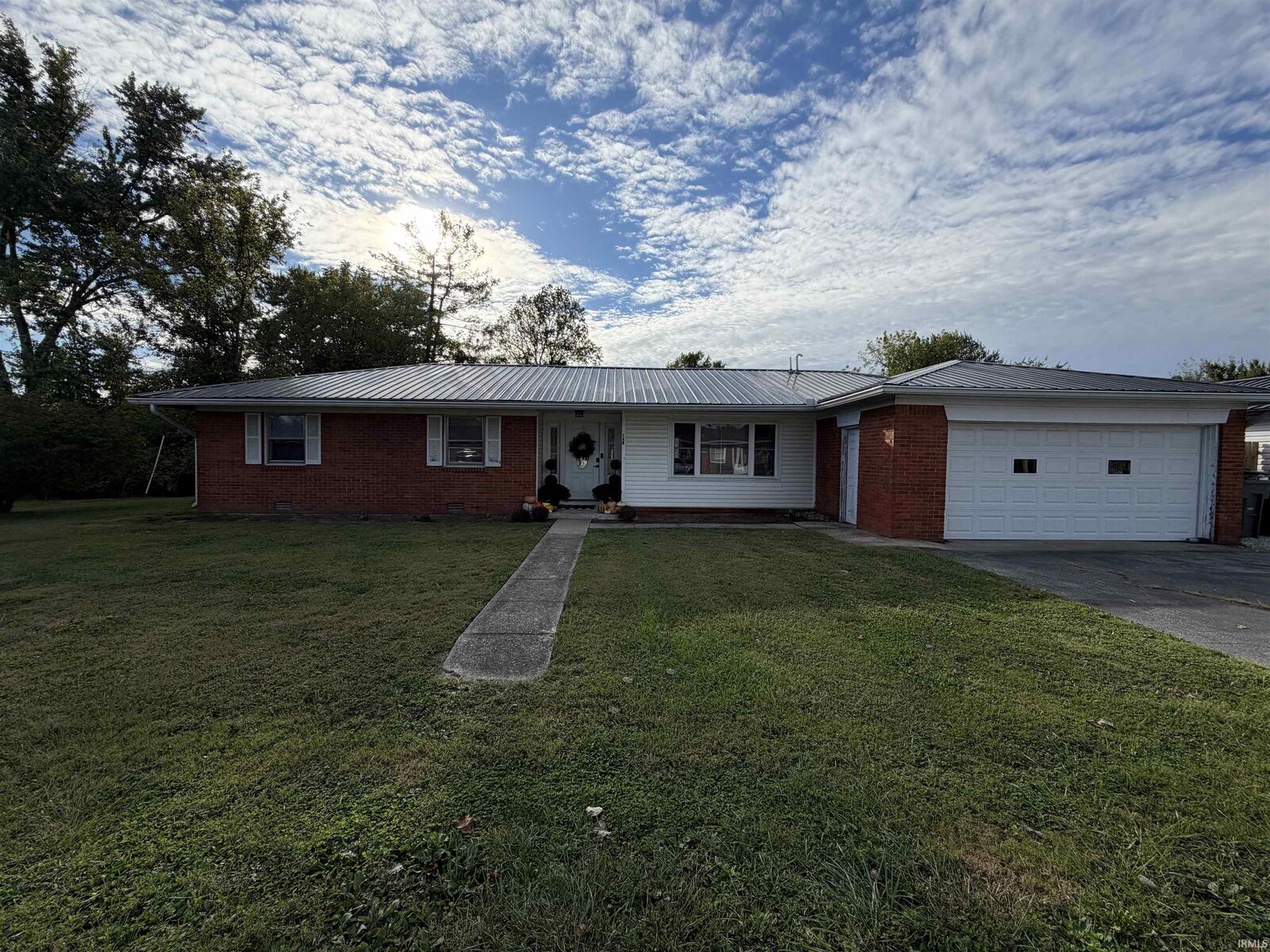 Property Photo: 740 S 2nd Street IN 47848