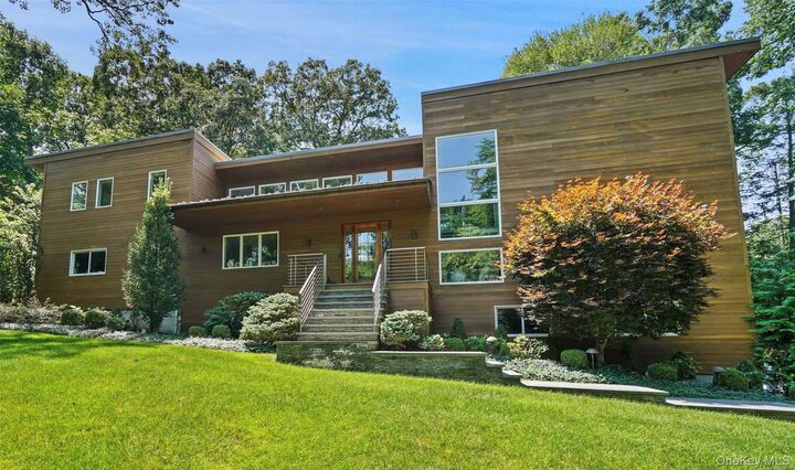 Property Photo: 116 Davids Way NY 10507