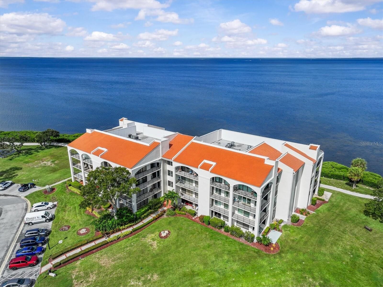 Property Photo:  308 Mariner Drive 308  FL 34689 