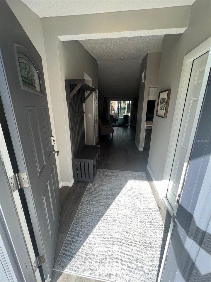Property Photo:  552 Hammock Drive  FL 34683 