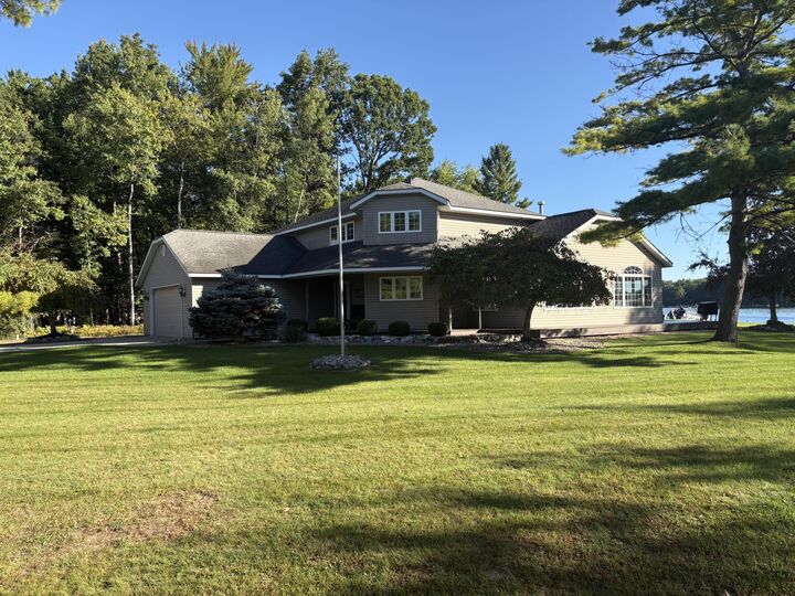Property Photo: 4760 Queens Court MI 48624