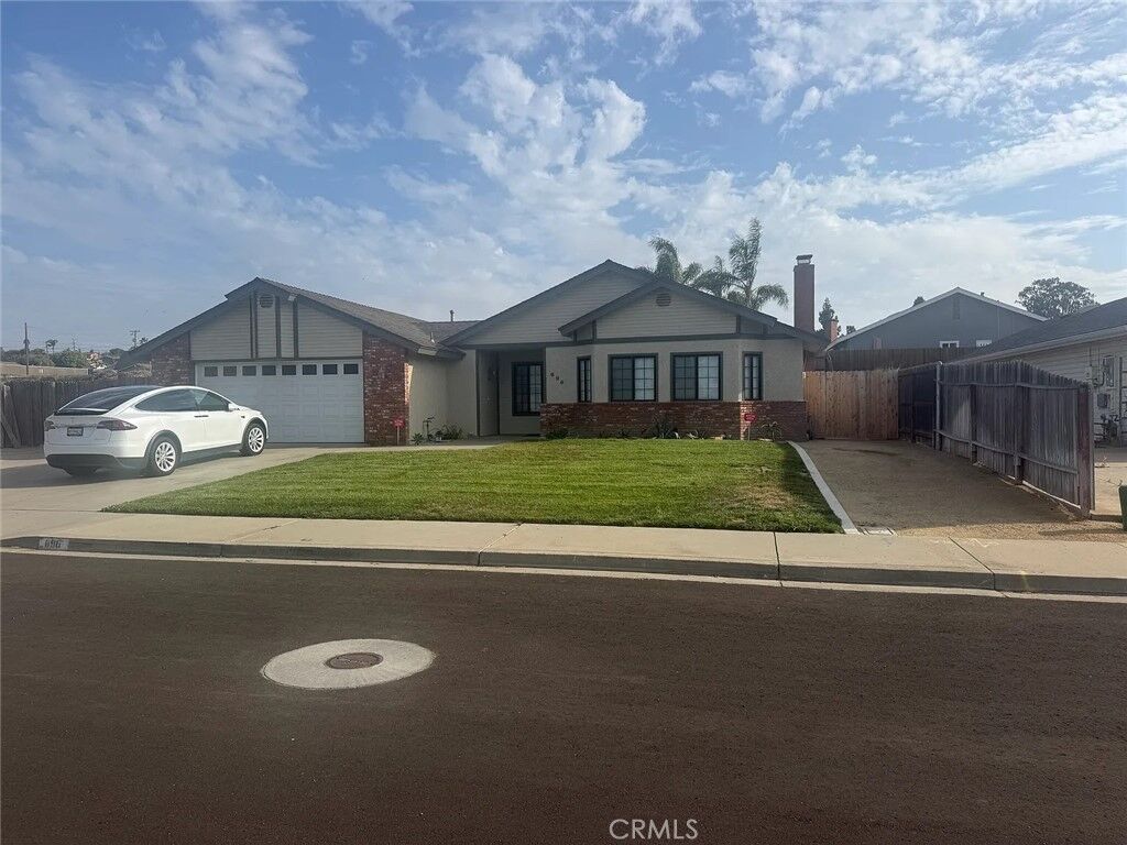 Property Photo:  696 Tilia Street  CA 93455 
