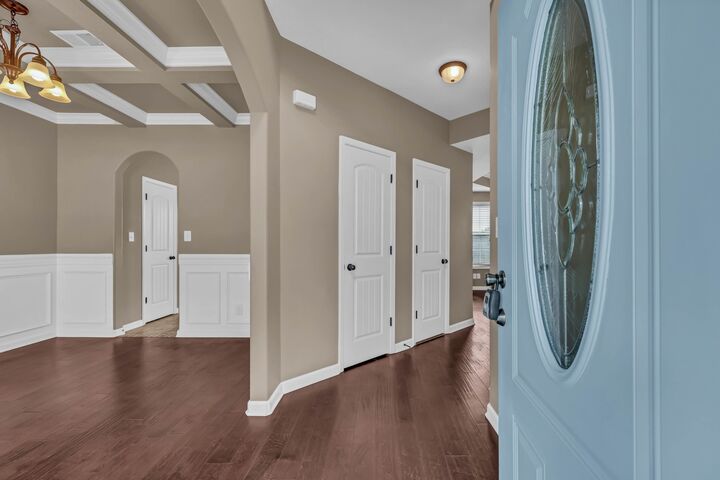 Property Photo: 708 Sturdivant Dr TN 37042