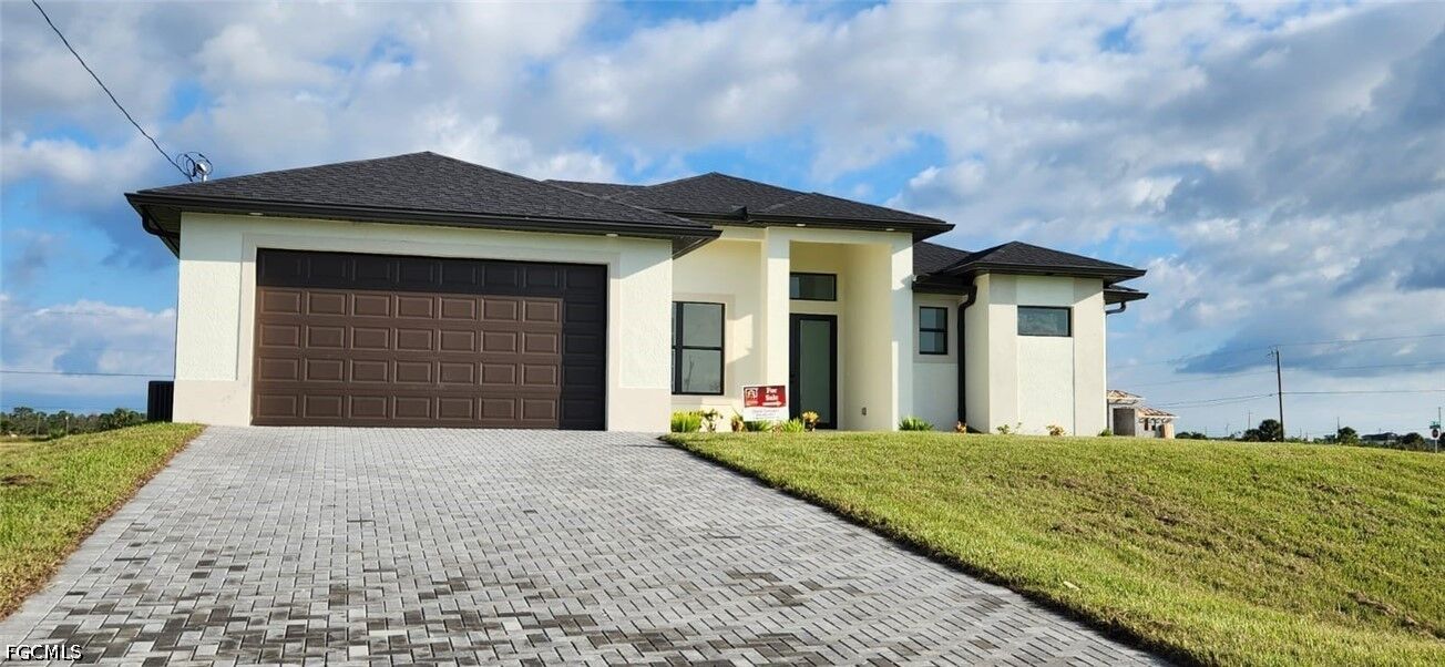 Property Photo: 3816 NW 43rd Avenue FL 33993
