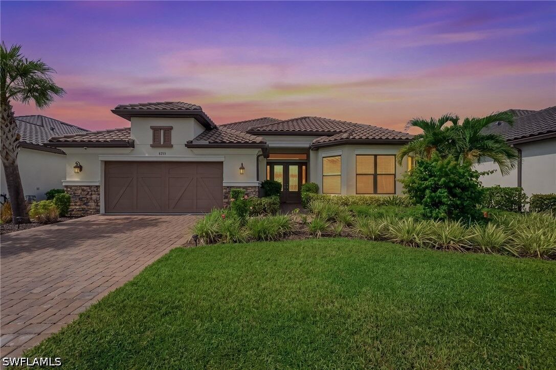 Property Photo:  8333 Promoso Court  FL 34114 