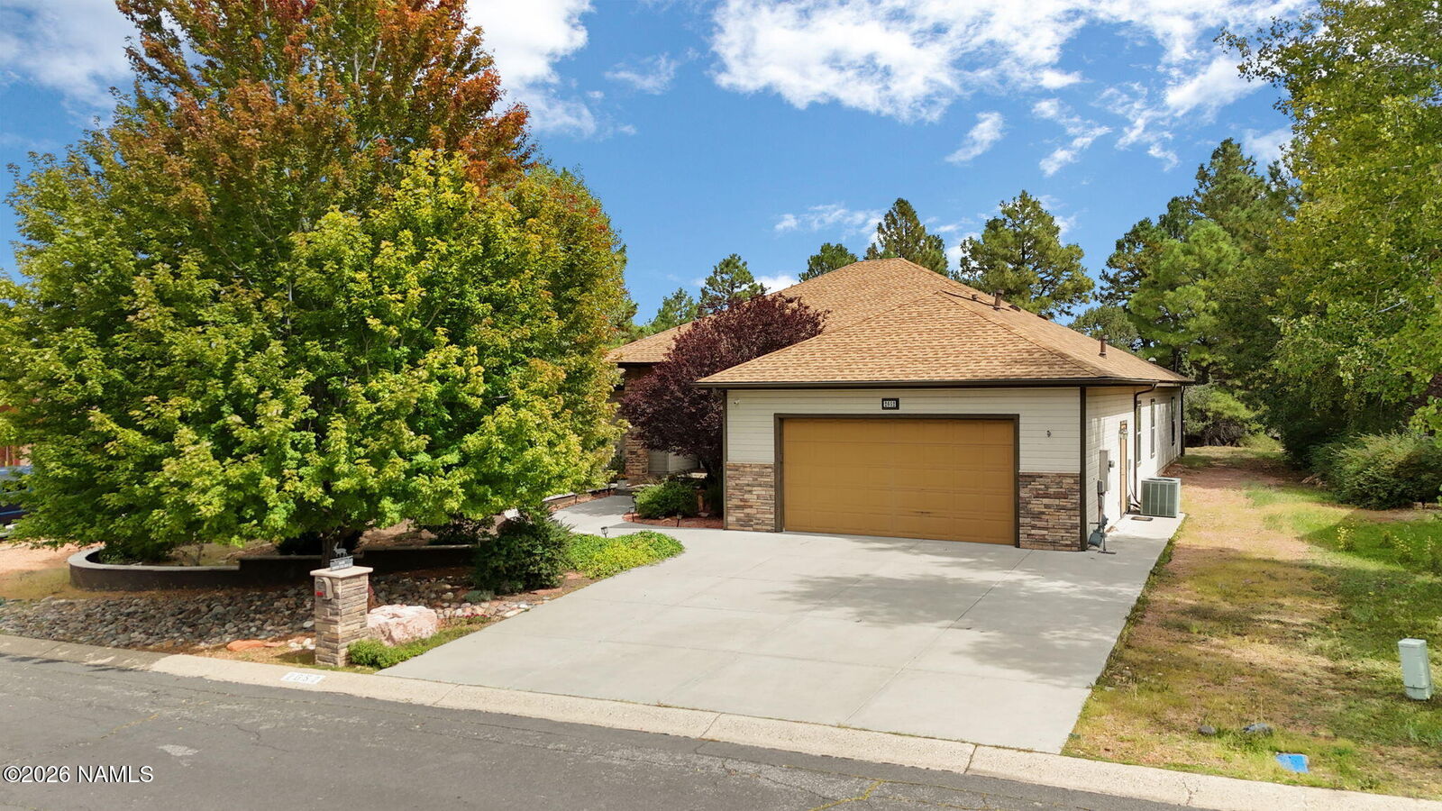 Property Photo:  2652 N Elk Run Street  AZ 86004 