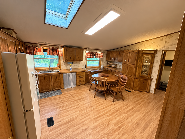 Property Photo:  701 N Shakespeare Avenue  MN 56001 