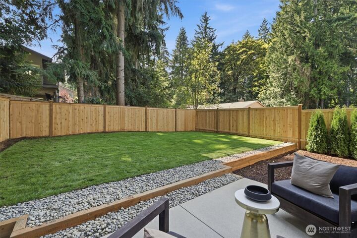 Property Photo:  10026  Slater Avenue NE  WA 98033 