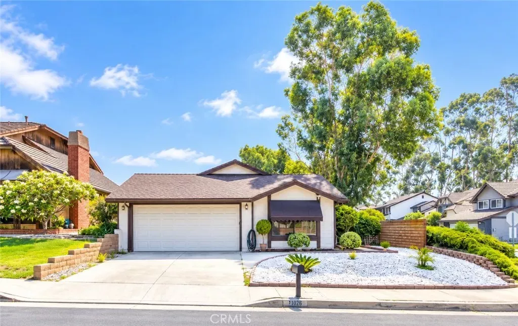 Property Photo: 2100 Sunny Ridge Place CA 92833