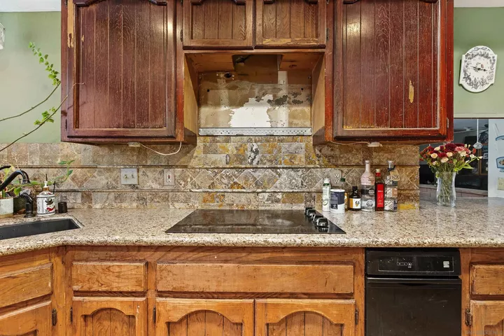 Property Photo:  3950 Hellers Bend  CA 92028 