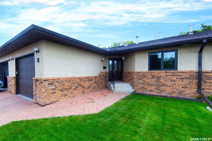 Property Photo:  3415 Calder Crescent 8  SK S7J 4Z9 