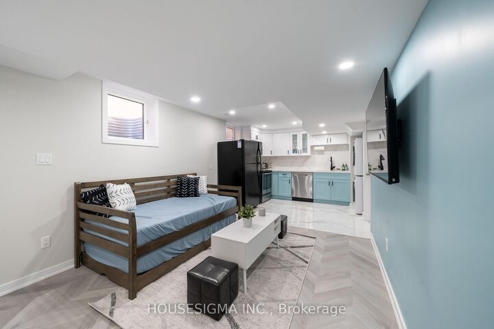 Property Photo:  119 Toscana Drive Bsmt  ON L1R 2Z9 