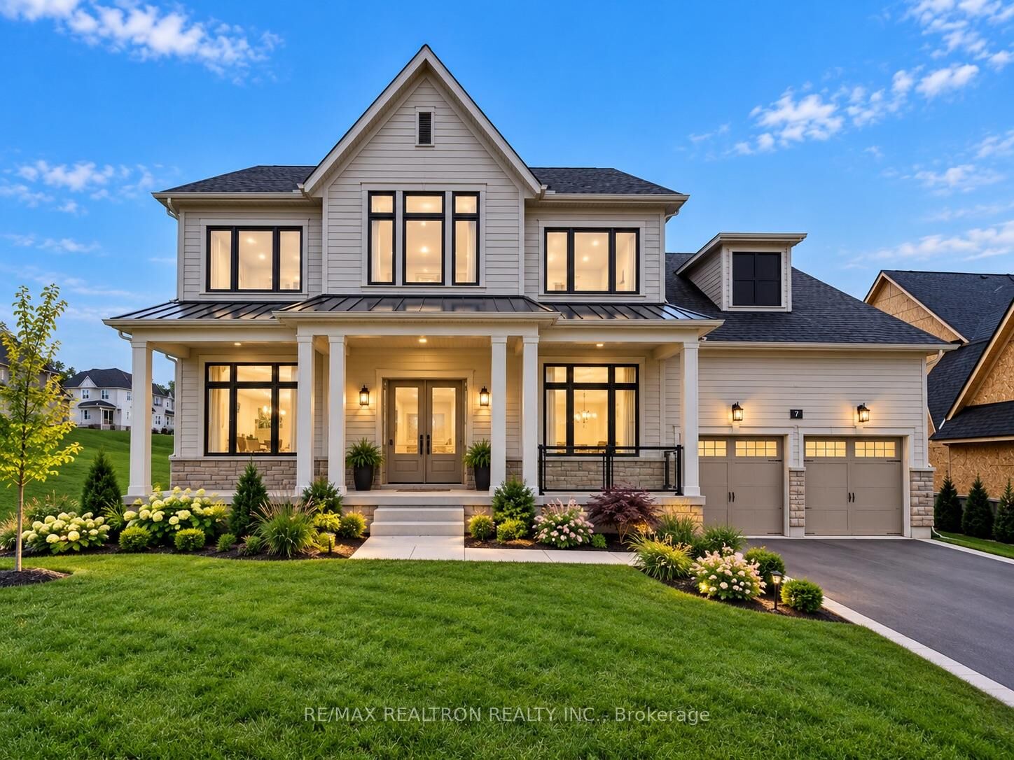 Property Photo:  46 Pearsall Place  ON L0L 2L0 