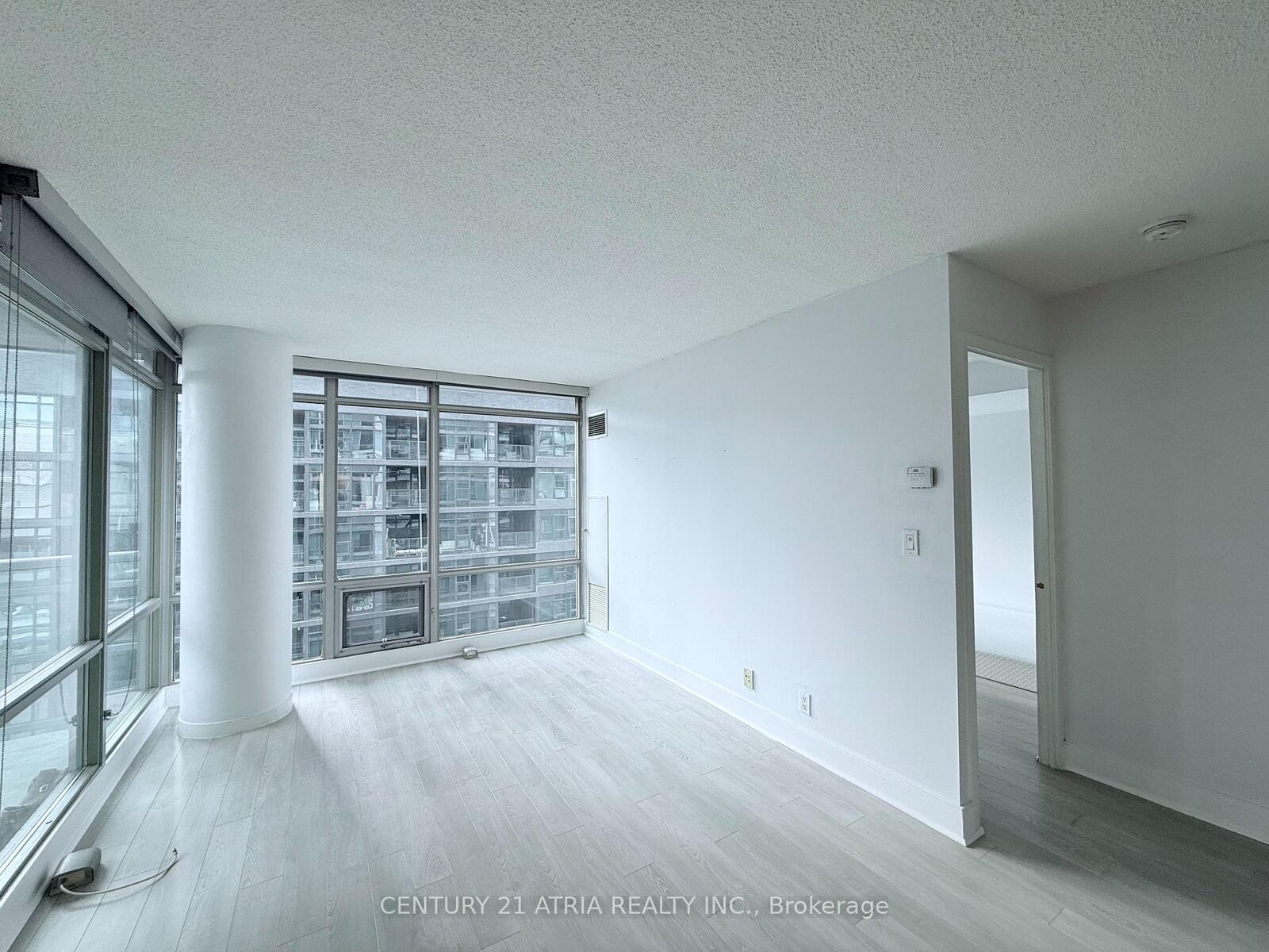 Property Photo:  81 Navy Wharf Court 1106  ON M5V 3S2 