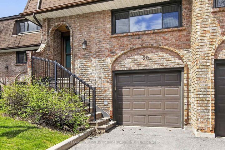 Property Photo:  2 Bertona Street 30  ON K2G 0W2 
