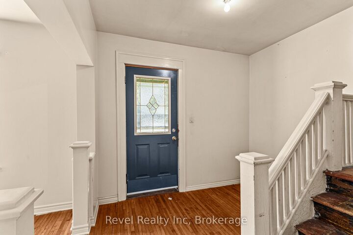 Property Photo: 4 Margaret Street ON P2A 2A8