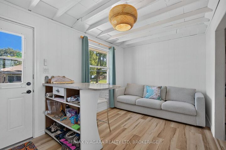 Property Photo:  11046 Lakeshore Road 47  ON L3K 5V4 