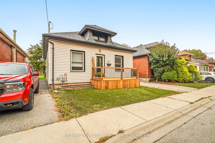 Property Photo:  25 Alonzo Street  ON N3R 1A1 