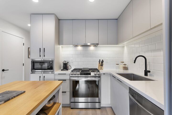 Property Photo:  3018 St George Street 301  BC V3H 2H7 