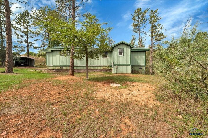 Property Photo: 27438 Red Fox Rd SD 57747