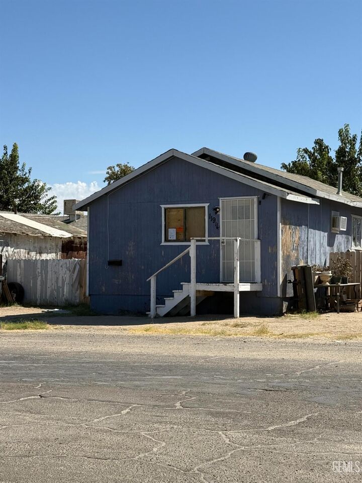 Property Photo: 119 Madison Street CA 93268