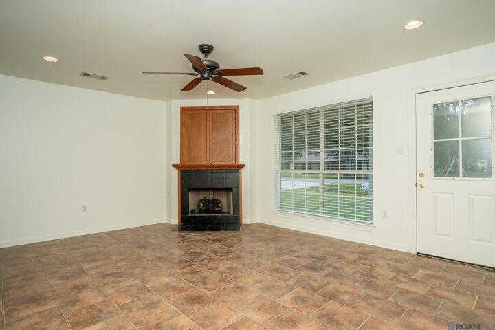 Property Photo:  41185 Rhea St  LA 70737 