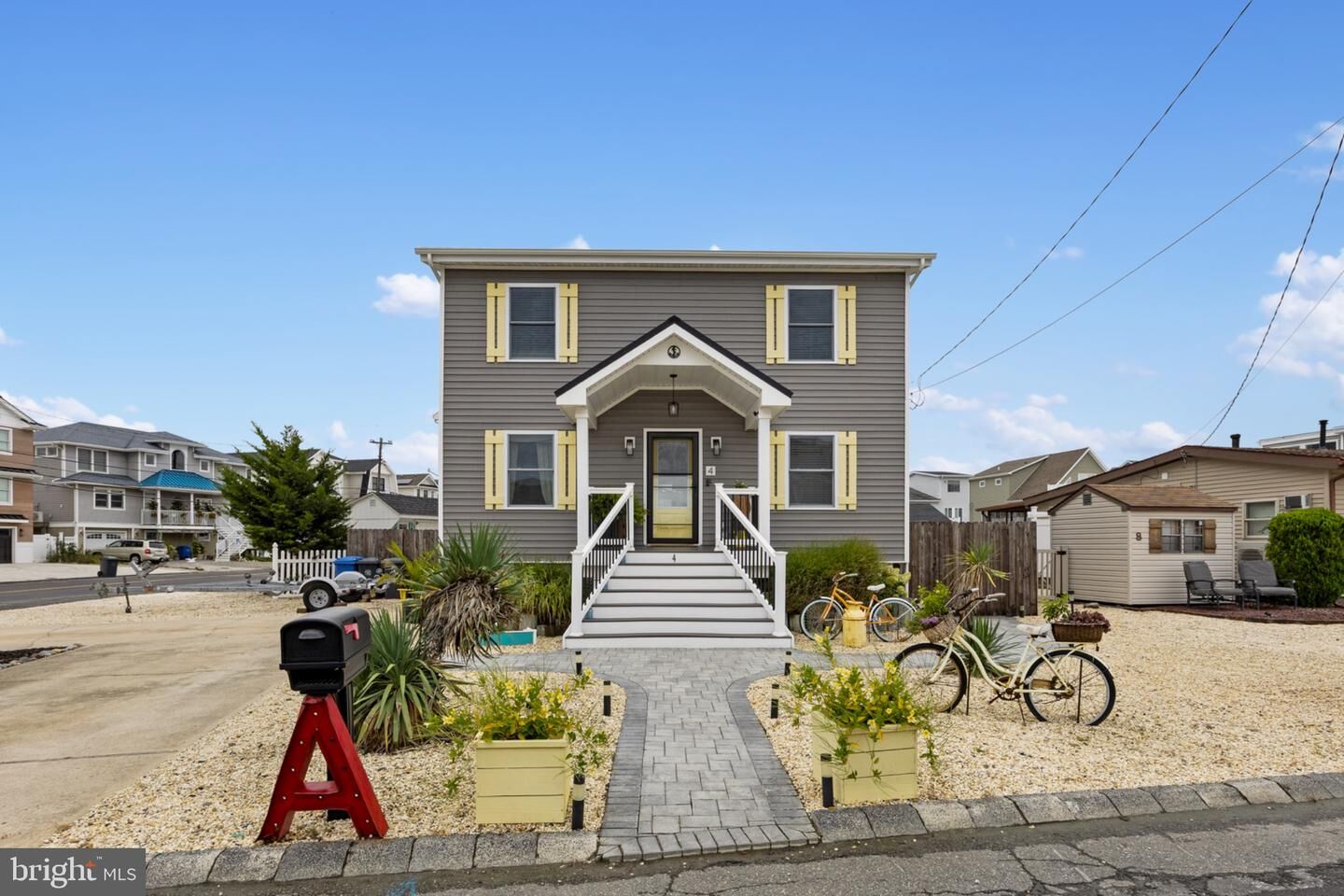 Property Photo:  4 Weaver Drive  NJ 08050 